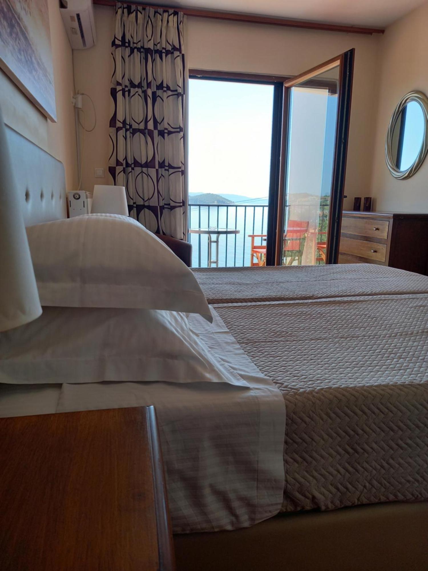 Poseidon Villa M Ammos Skiathos Town Exterior photo